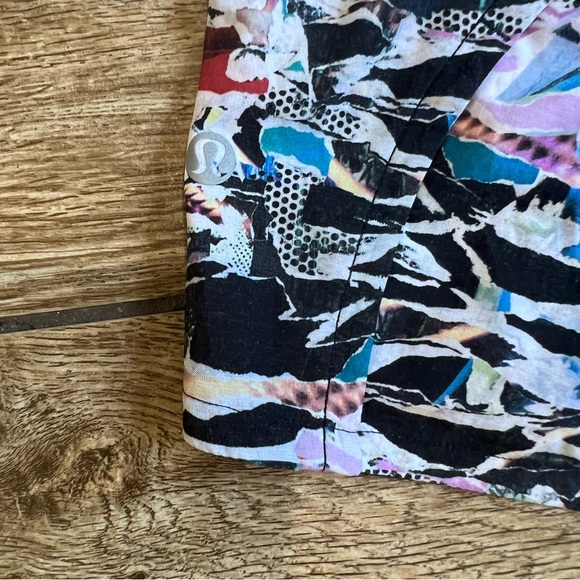 Lululemon Run Times Short II Size 4 Culture Clash Multi Black  Shorts - Picture 9 of 13